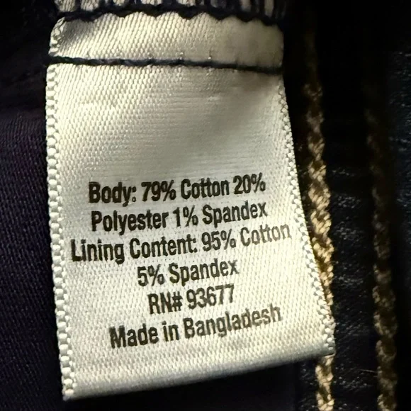 St. John’s Bay Dark Wash Denim Blue Skort Size 2 – Stretch Jean Skort 5-Pocket - Picture 4 of 5